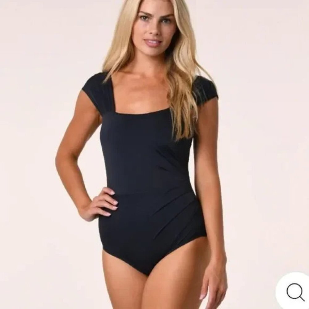 JANTZEN Nwot Glamour Cap Sleeve One Piece Swimsuit 20W Black Classic Timeless